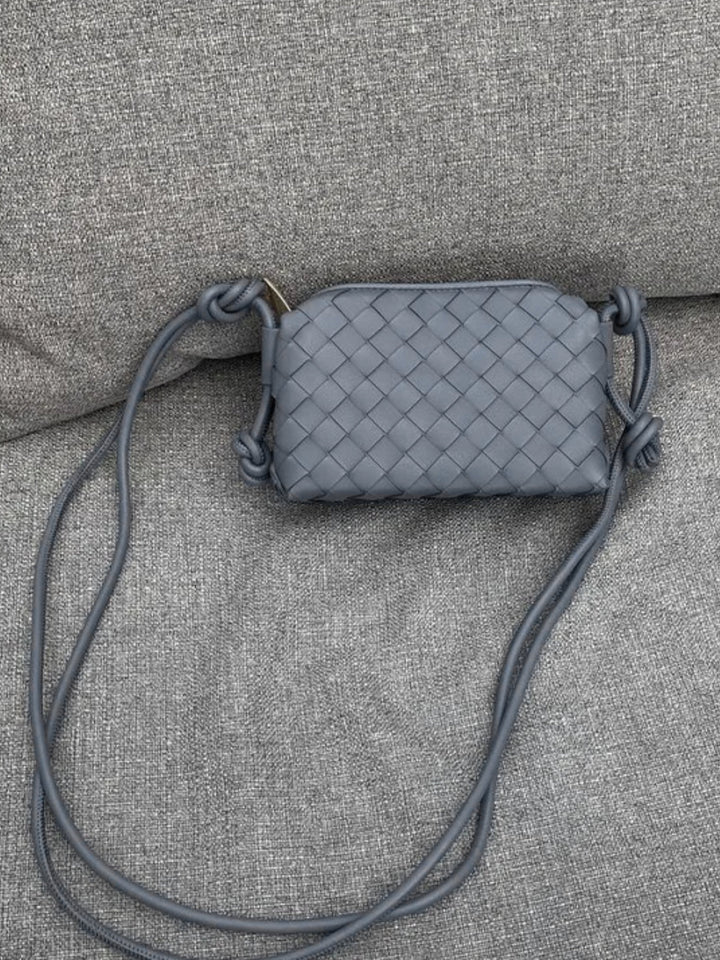 Janna | Borsa a tracolla compatta intrecciata per ogni giorno