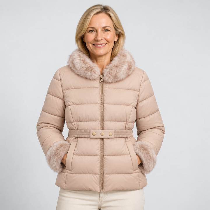 Carla | Piumino Corto con Collo in Ecopelliccia – Avorio, Beige e Verde Salvia - immagine 2