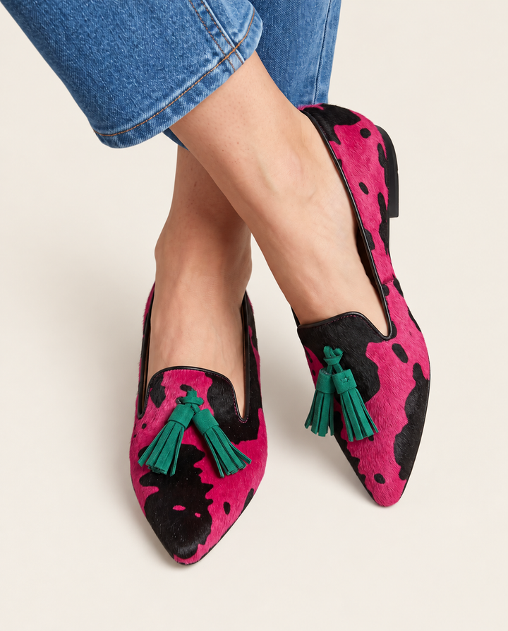 Mocassino Ginevra — Mucca Fucsia, Nappine Verdi - immagine principale